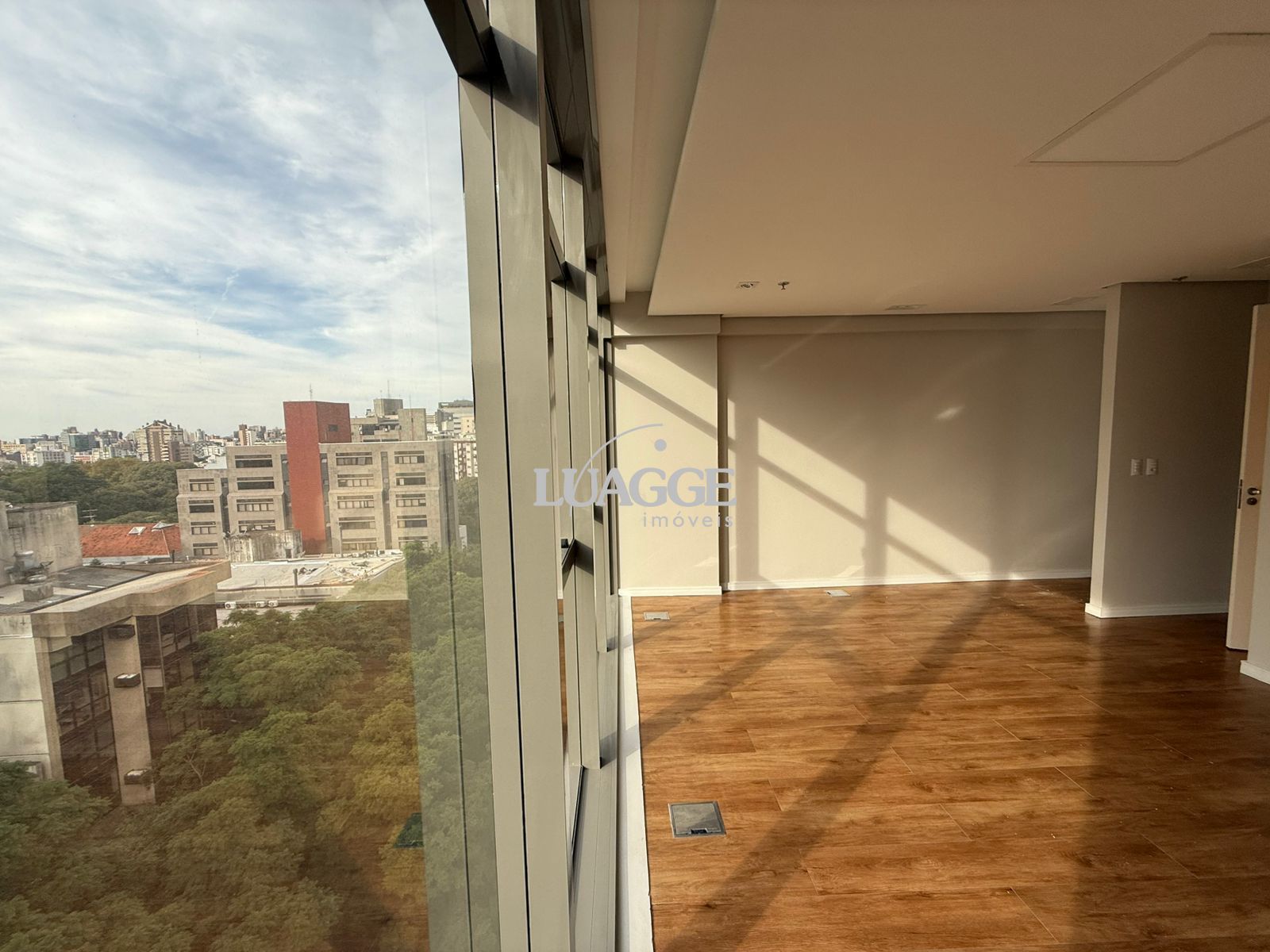 Conjunto Comercial-Sala à venda com 2 quartos, 32m² - Foto 1