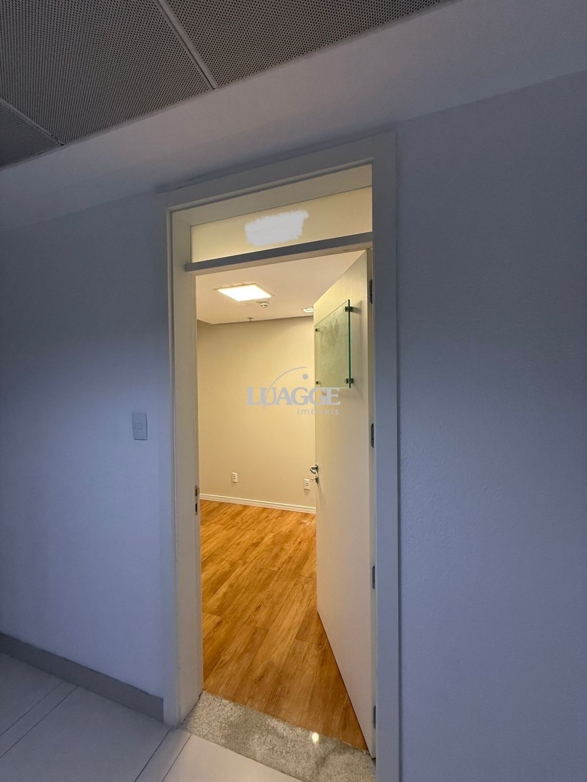 Conjunto Comercial-Sala à venda com 2 quartos, 32m² - Foto 12