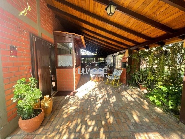 Casa à venda com 3 quartos, 147m² - Foto 5