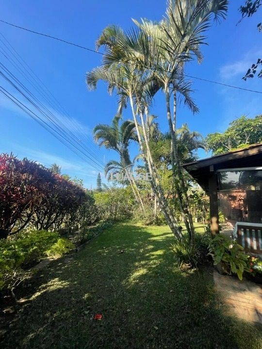 Casa à venda com 3 quartos, 147m² - Foto 2