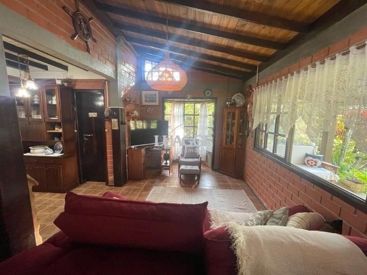 Casa à venda com 3 quartos, 147m² - Foto 8