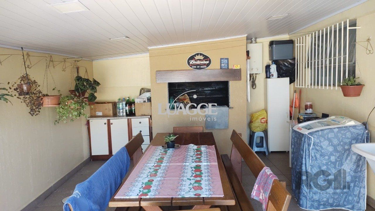 Apartamento à venda com 3 quartos, 134m² - Foto 2