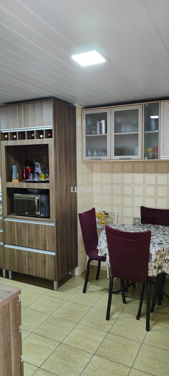 Apartamento à venda com 3 quartos, 134m² - Foto 4
