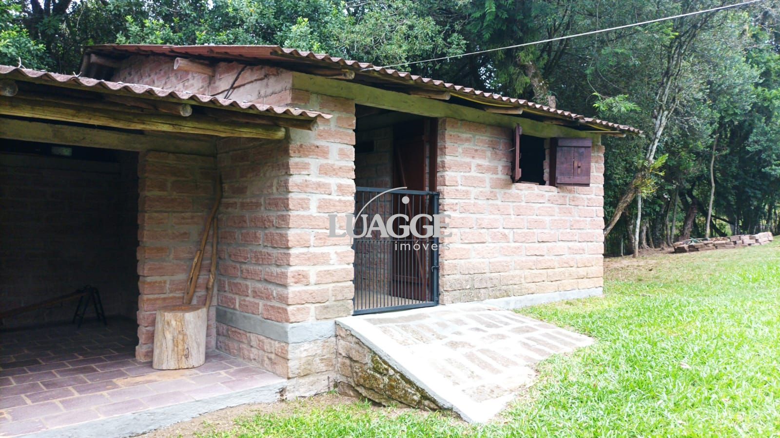 Sítio à venda com 3 quartos, 1m² - Foto 5