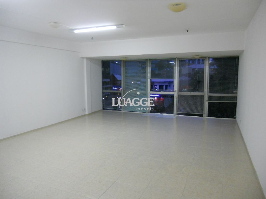 Conjunto Comercial-Sala à venda com 1 quarto, 45m² - Foto 4