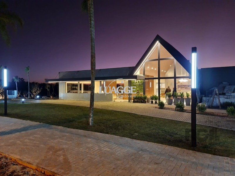 Terreno à venda, 272m² - Foto 1