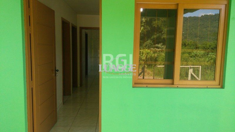 Casa à venda com 3 quartos, 102m² - Foto 1