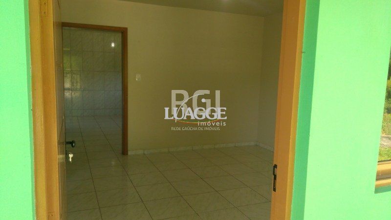 Casa à venda com 3 quartos, 102m² - Foto 2