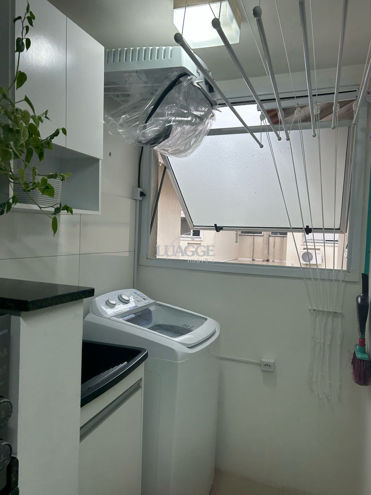 Apartamento à venda com 3 quartos, 58m² - Foto 3