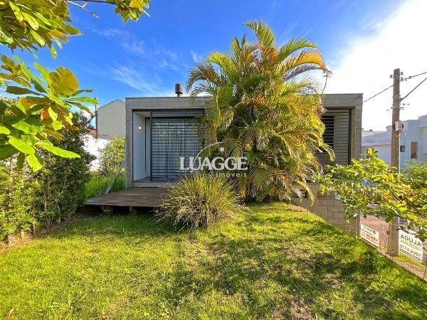 Casa à venda com 2 quartos, 173m² - Foto 1