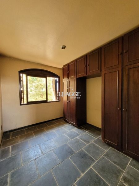 Casa à venda com 4 quartos, 272m² - Foto 10