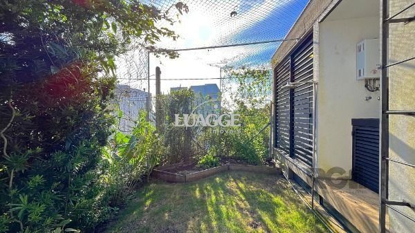 Casa à venda com 2 quartos, 173m² - Foto 2