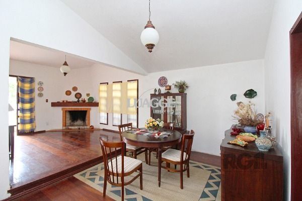 Casa à venda com 3 quartos, 150m² - Foto 9