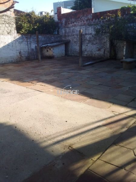 Casa à venda com 4 quartos, 272m² - Foto 26