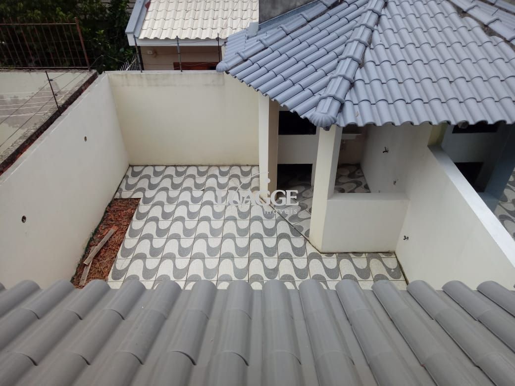 Casa à venda com 2 quartos, 110m² - Foto 24