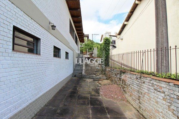 Casa à venda com 2 quartos, 263m² - Foto 26