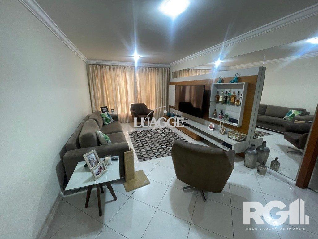Apartamento à venda com 3 quartos, 138m² - Foto 4