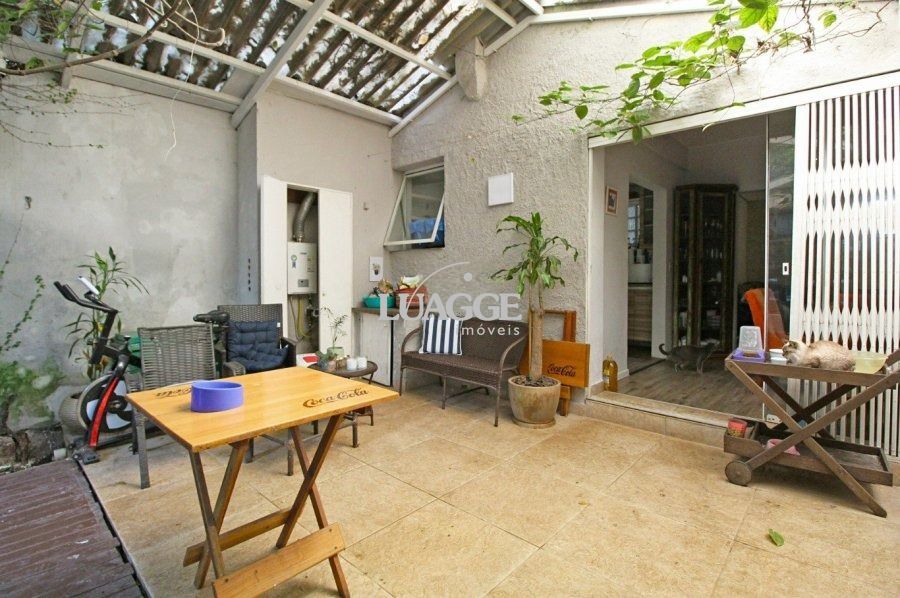 Casa à venda com 4 quartos, 219m² - Foto 20