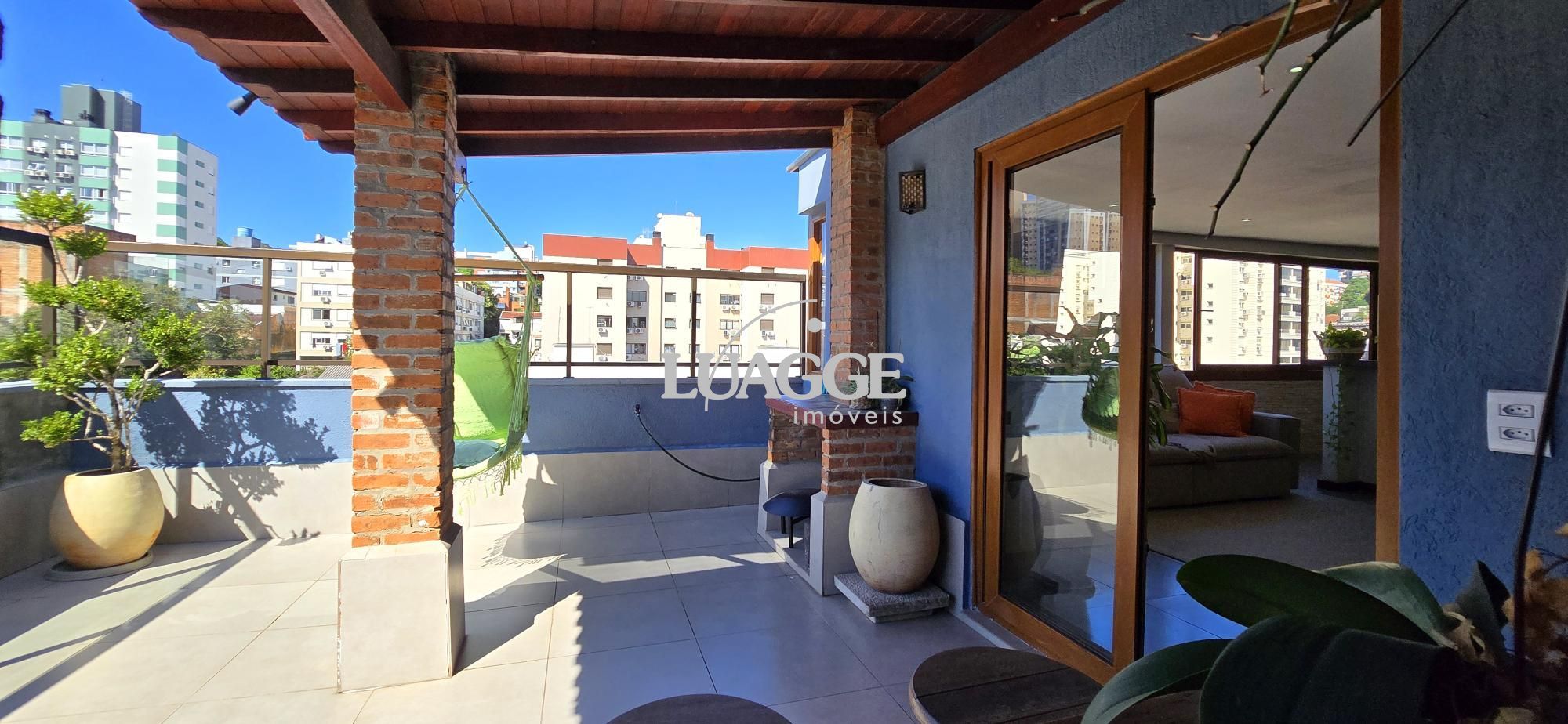 Cobertura à venda com 2 quartos, 131m² - Foto 2