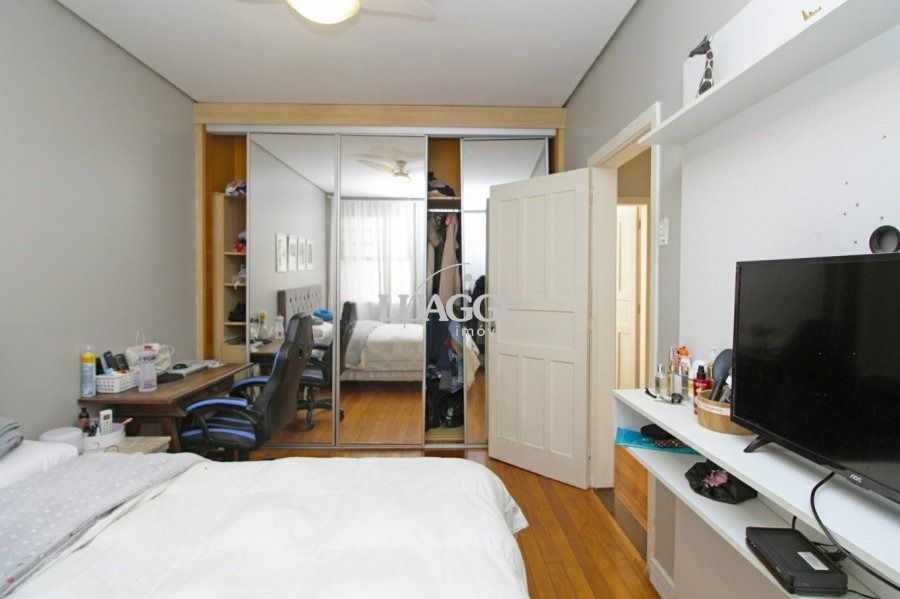 Casa à venda com 4 quartos, 219m² - Foto 10