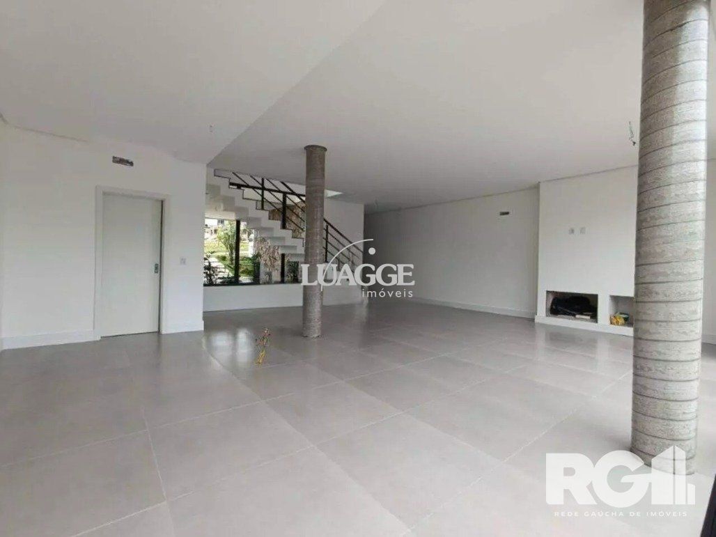 Casa de Condomínio à venda com 3 quartos, 199m² - Foto 4