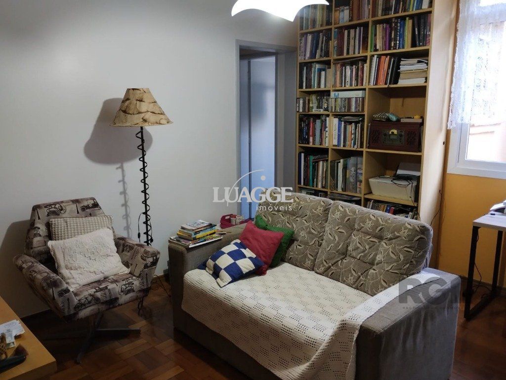 Apartamento à venda com 2 quartos, 67m² - Foto 2