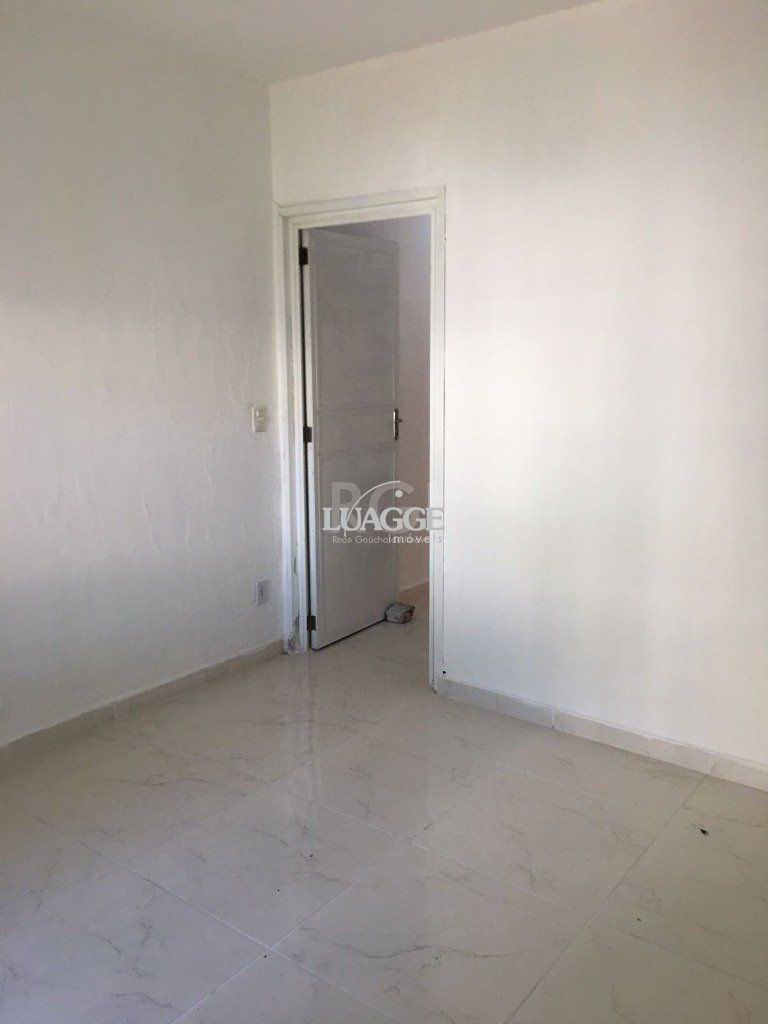 Casa à venda com 1 quarto, 72m² - Foto 3