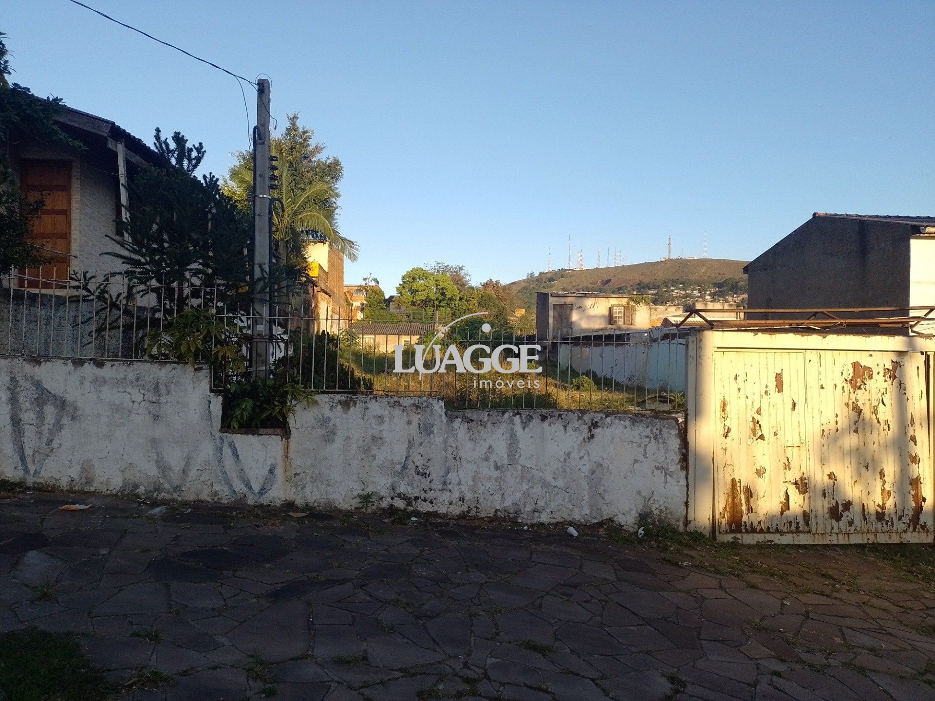 Terreno à venda, 683m² - Foto 1