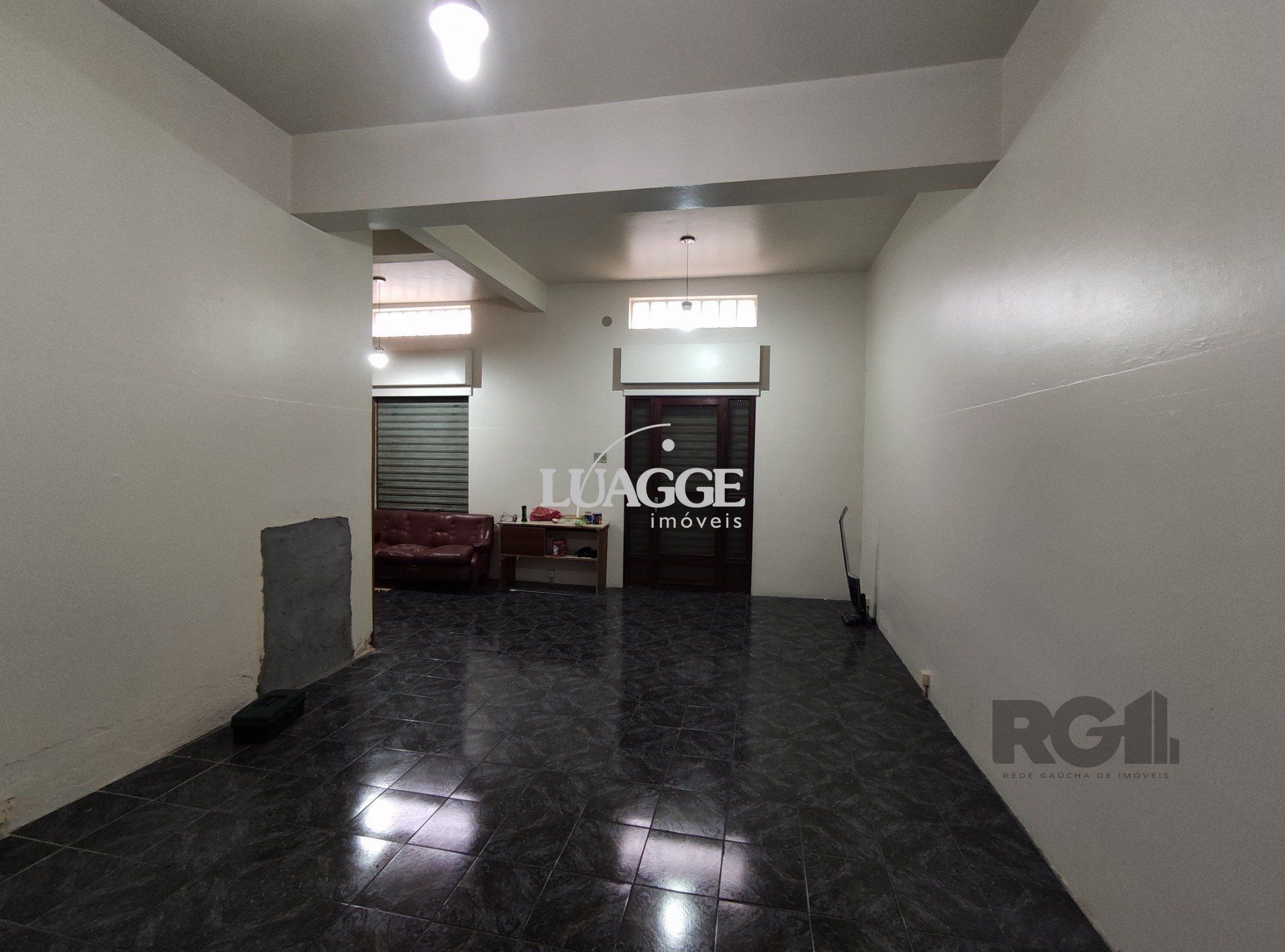 Casa à venda com 3 quartos, 202m² - Foto 6