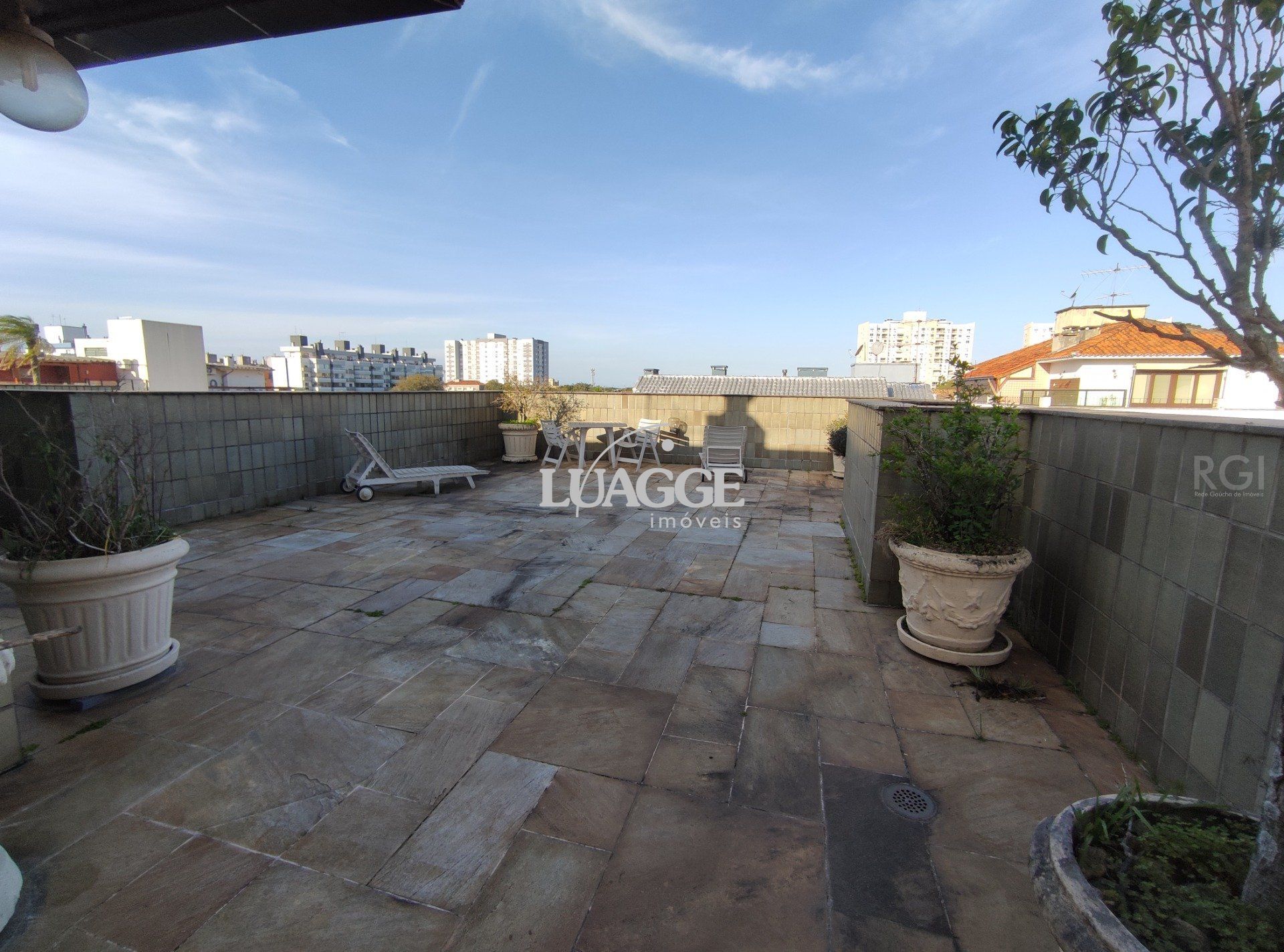 Cobertura à venda com 3 quartos, 356m² - Foto 1