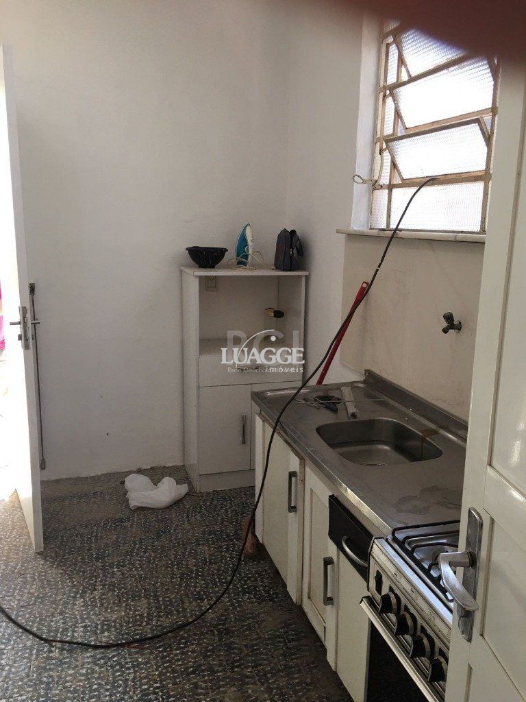 Casa à venda com 1 quarto, 72m² - Foto 6