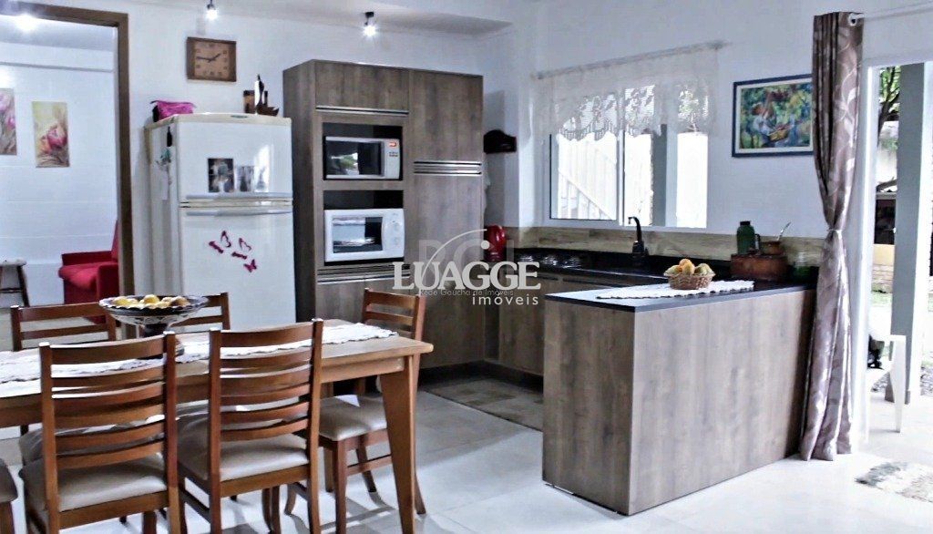 Casa à venda com 5 quartos, 302m² - Foto 15
