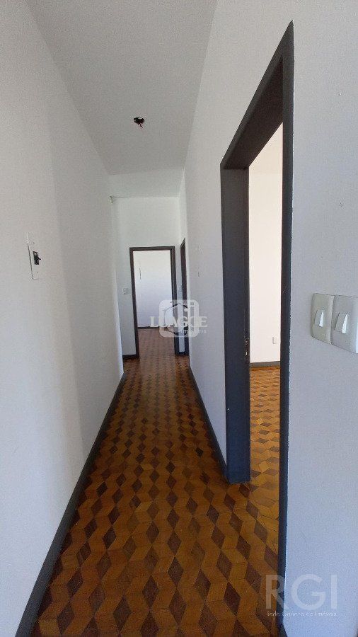 Casa à venda com 4 quartos, 391m² - Foto 14