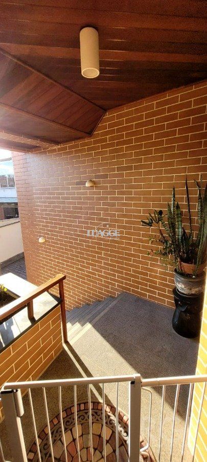 Casa de Condomínio à venda com 4 quartos, 300m² - Foto 7
