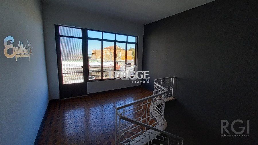 Casa à venda com 4 quartos, 391m² - Foto 12