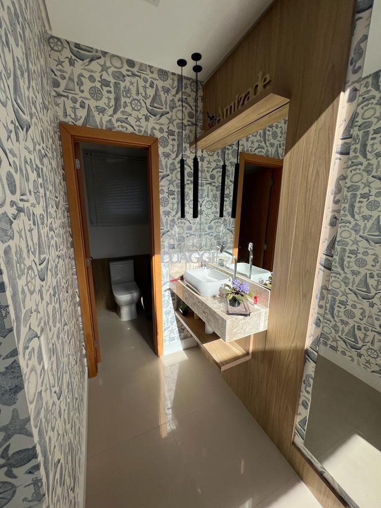 Casa de Condomínio à venda com 3 quartos, 214m² - Foto 31