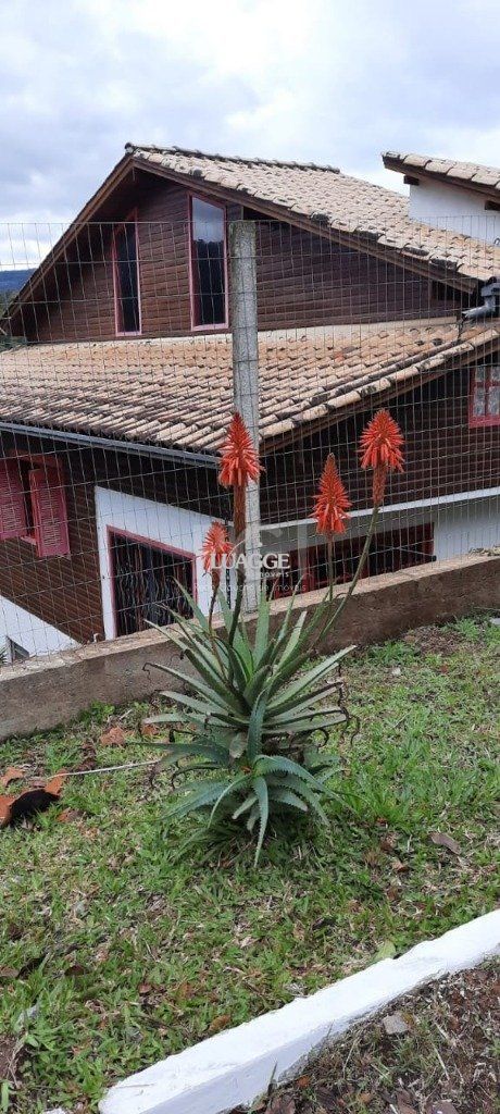 Casa à venda com 2 quartos, 162m² - Foto 4