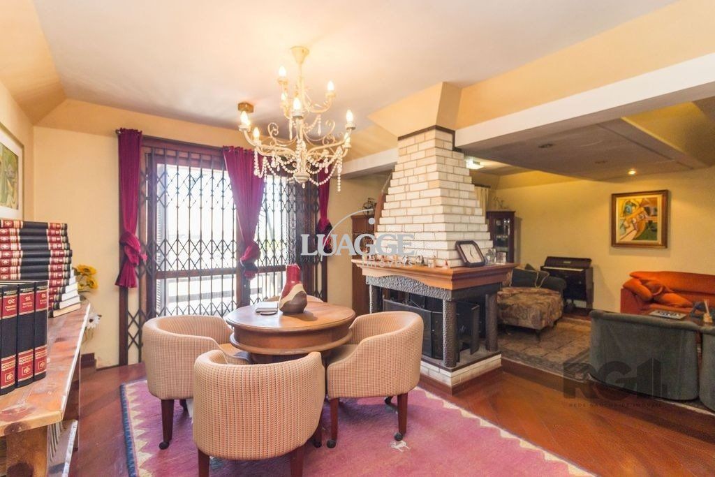 Casa à venda com 4 quartos, 470m² - Foto 4
