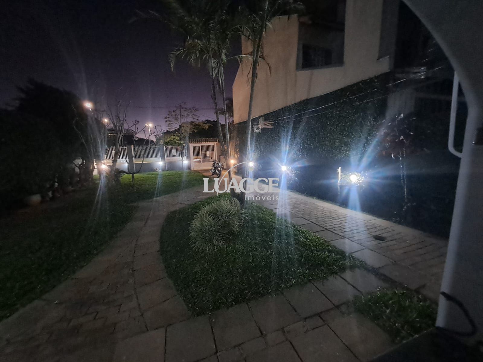 Casa à venda com 3 quartos, 122m² - Foto 22