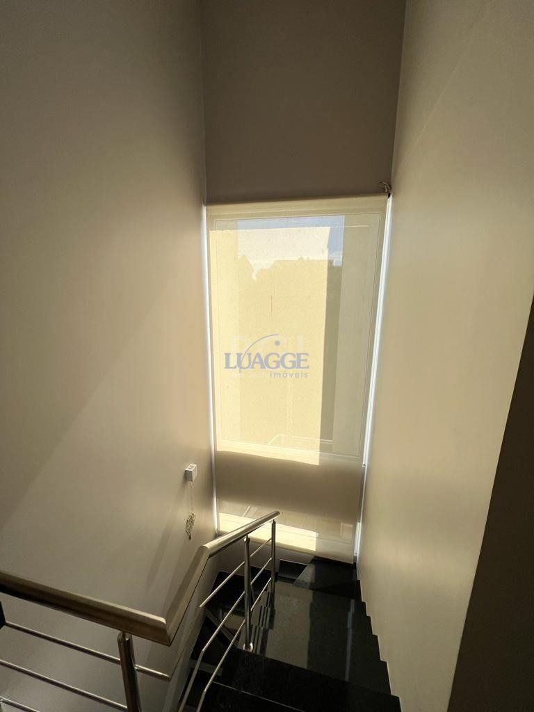 Casa de Condomínio à venda com 3 quartos, 214m² - Foto 40