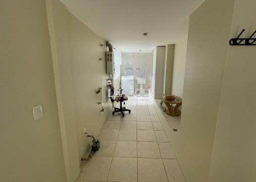 Casa à venda com 2 quartos, 231m² - Foto 25