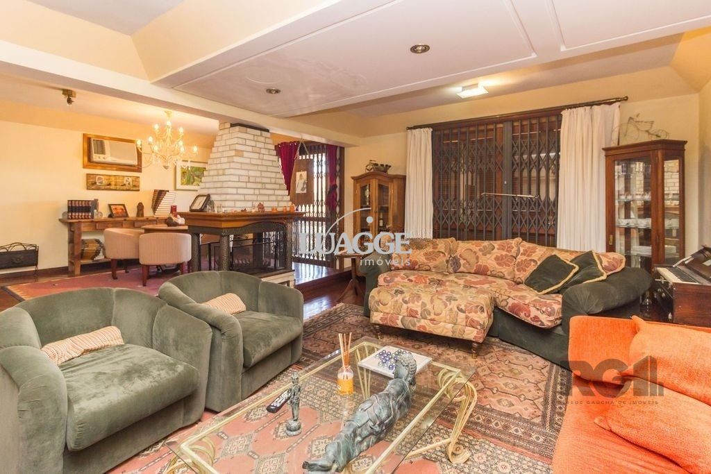Casa à venda com 4 quartos, 470m² - Foto 2