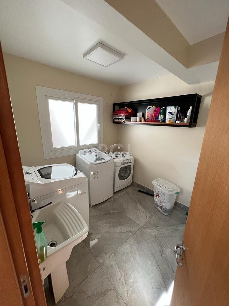 Casa de Condomínio à venda com 3 quartos, 214m² - Foto 36