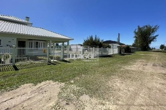 Casa à venda com 2 quartos, 231m² - Foto 26