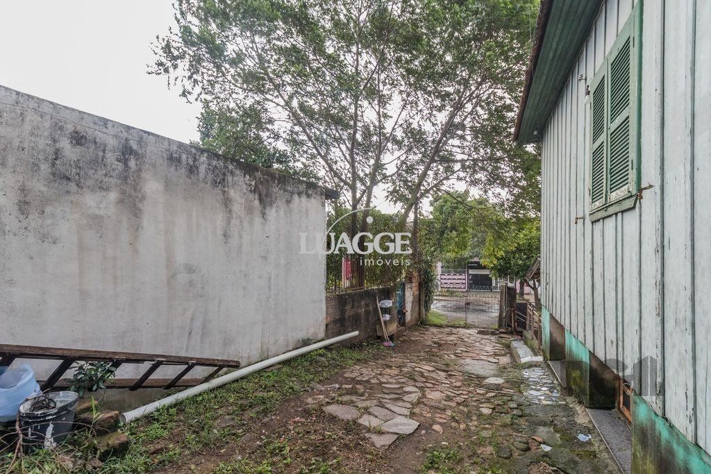 Casa à venda com 4 quartos, 226m² - Foto 14