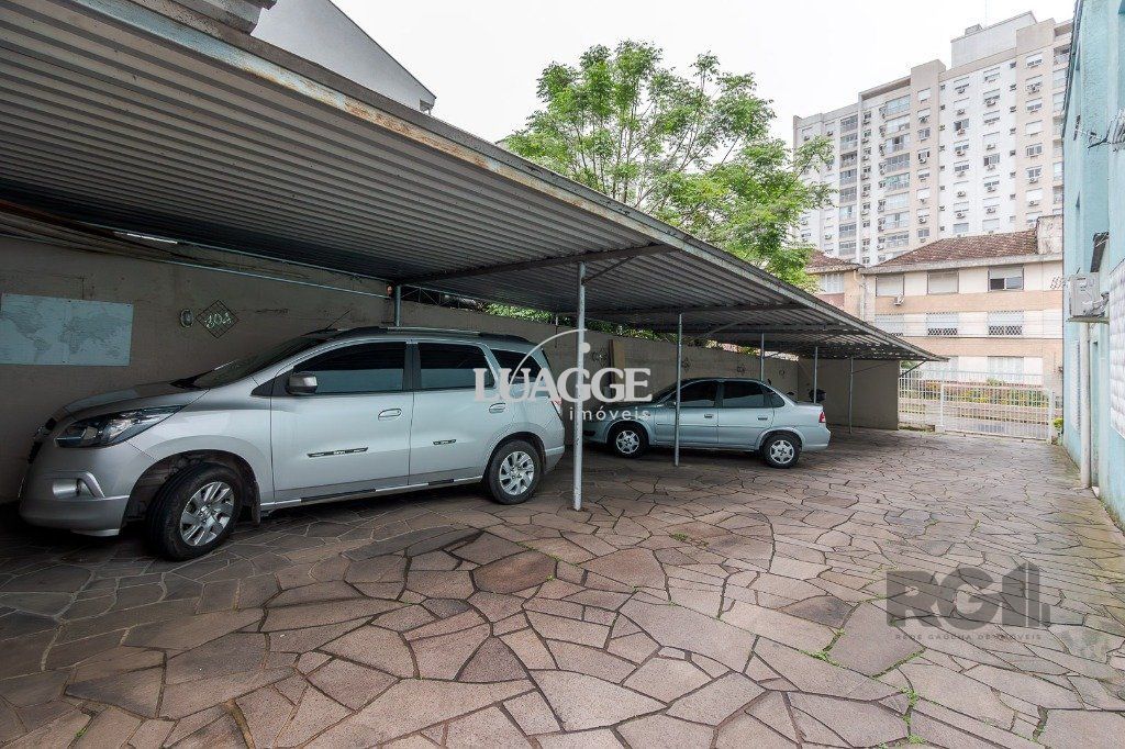 Apartamento à venda com 2 quartos, 66m² - Foto 18