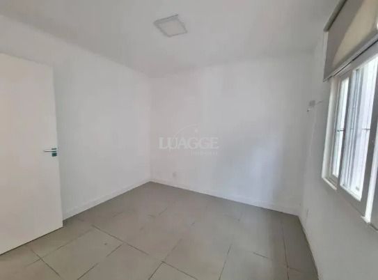 Casa à venda com 3 quartos, 122m² - Foto 10