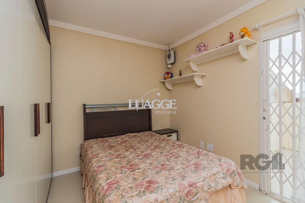 Casa à venda com 3 quartos, 167m² - Foto 14