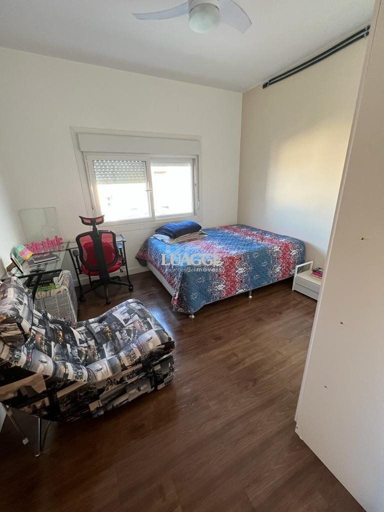Casa de Condomínio à venda com 3 quartos, 214m² - Foto 30