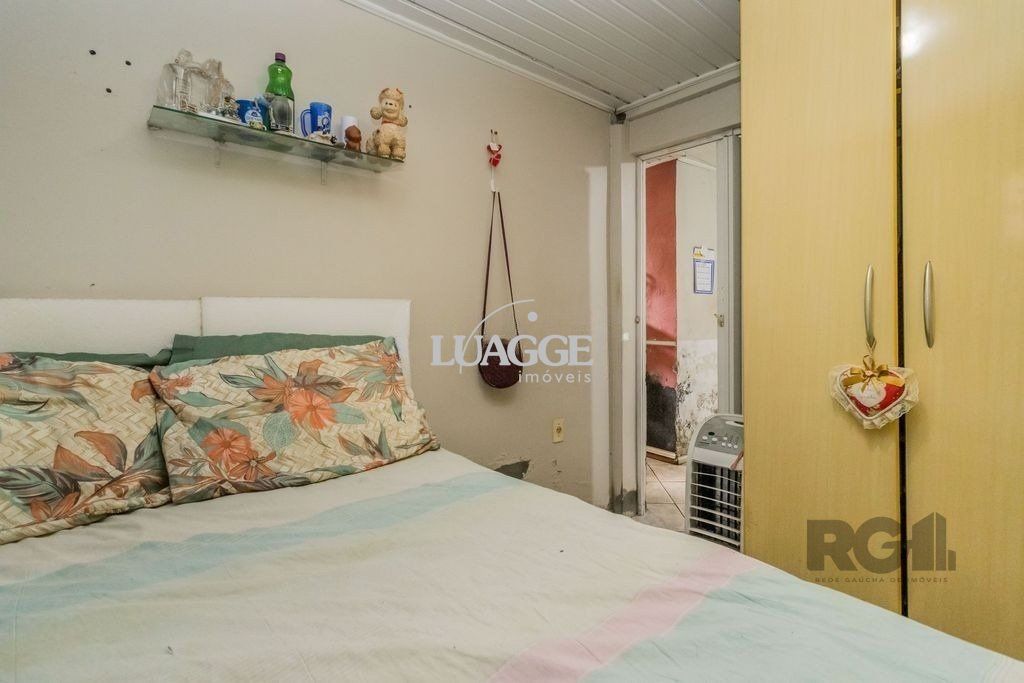 Casa à venda com 4 quartos, 226m² - Foto 8